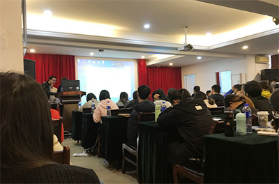 公司安排外出培訓，我與斜齒行星減速機親密度再升級